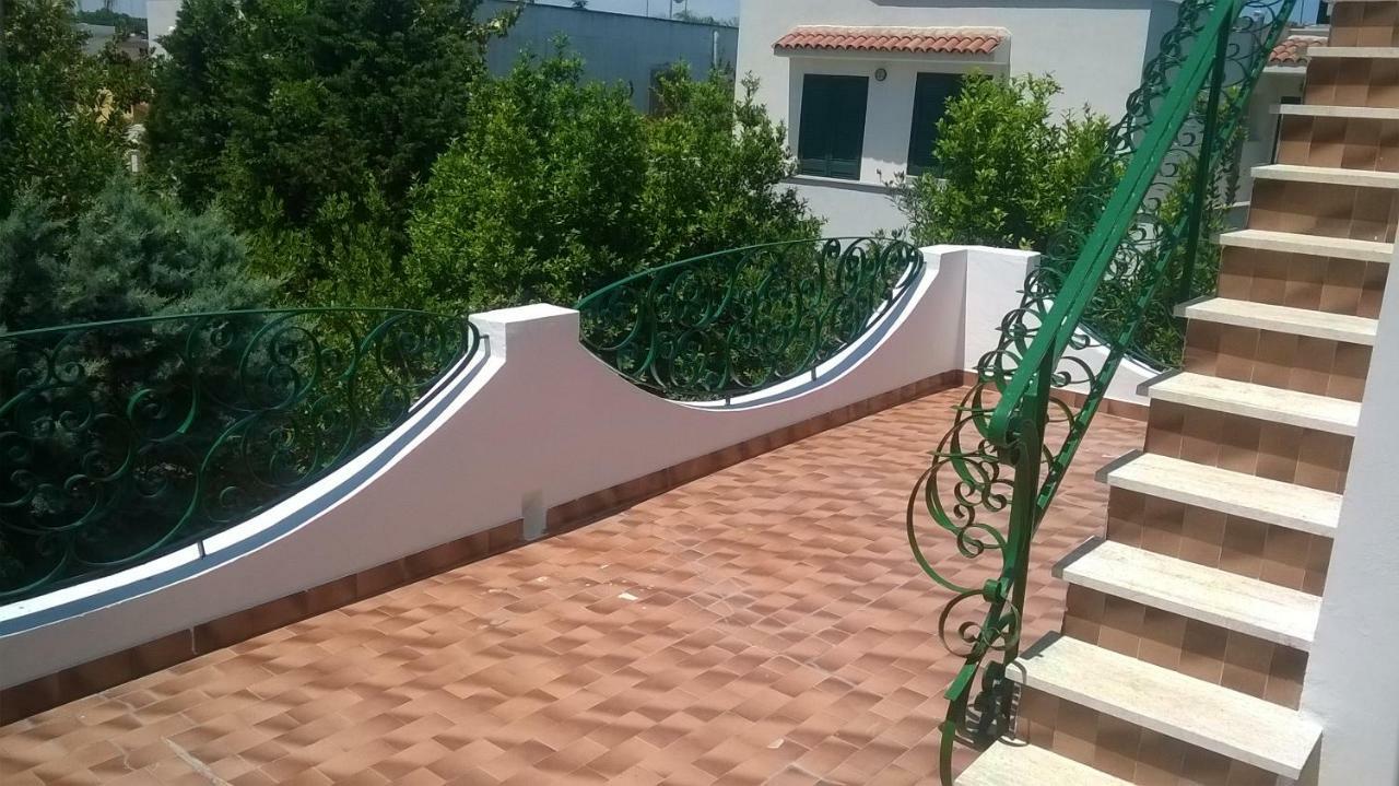 B&B Il Villino Torre Dell'Orso Exterior foto