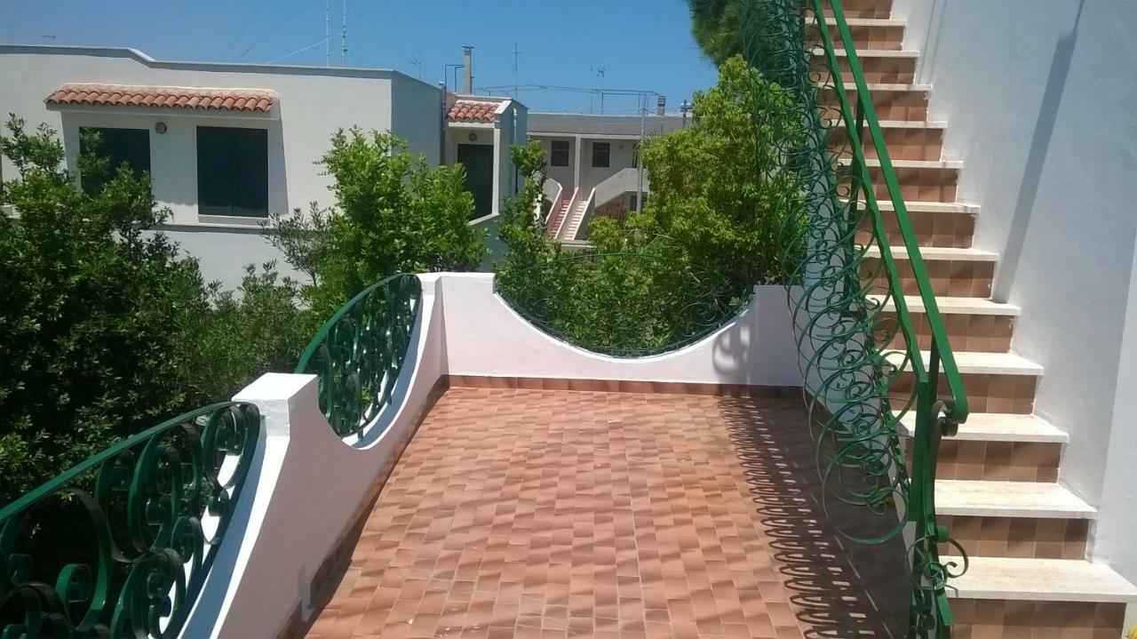 B&B Il Villino Torre Dell'Orso Exterior foto